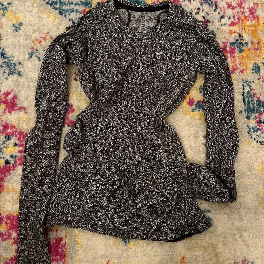 Lululemon top